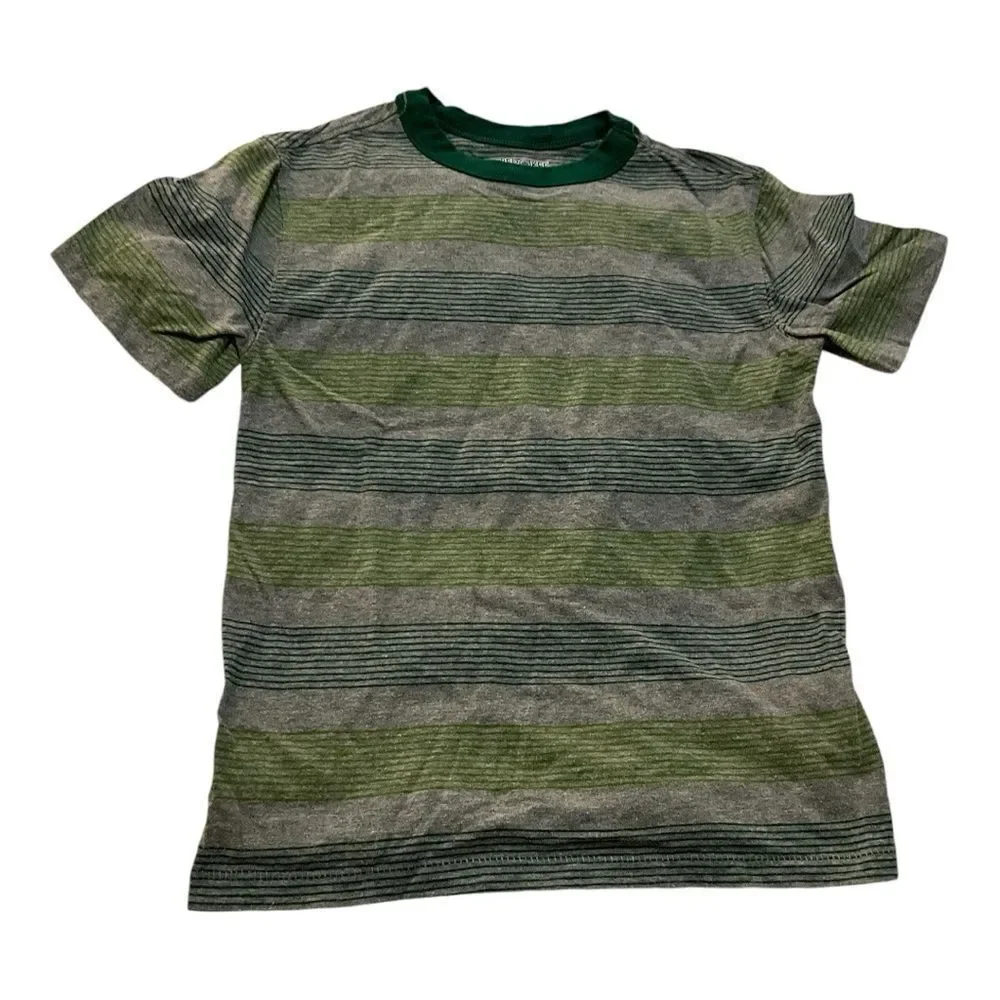 🌼🌼Cherokee boys green tee XS Preloved🌼🌼